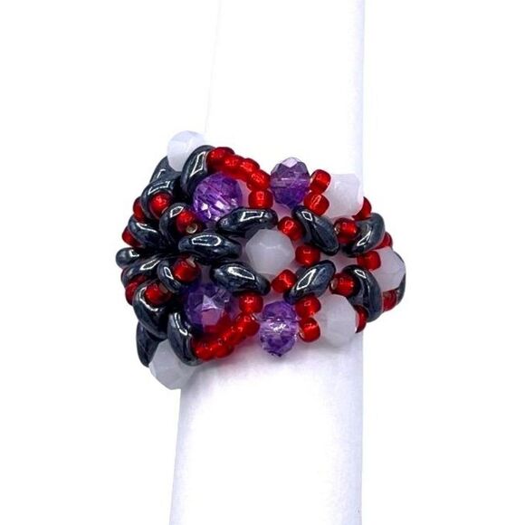 Hematite Black with Amethyst and Ruby Crystal Beaded Statement Ring Size 7 - Picture 3 of 8